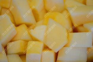 晚上吃瓜容易拉稀,揭秘为何容易引发腹泻之谜